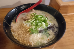 大海　にんにくラーメン